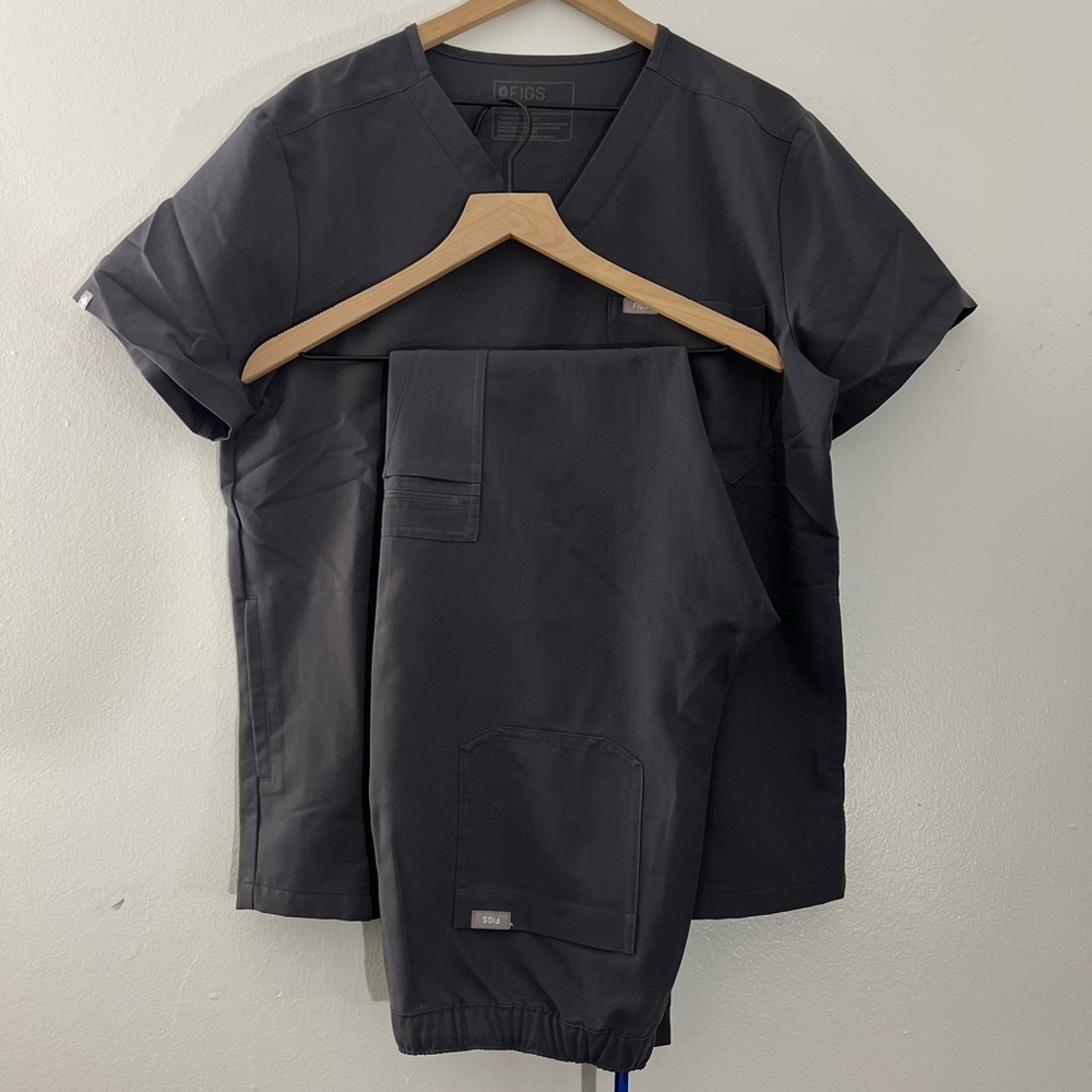 Figs Men Scub Set Charcoal